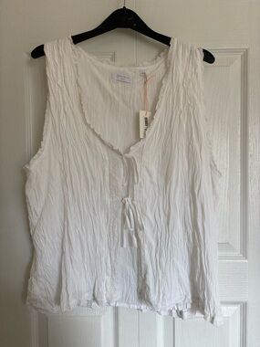 Aritzia White Crinkle Tie-Front Sleeveless Tank